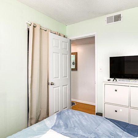 Cozy Beachfront Condo With Wifi, Views And Pool Access Myrtle Beach Bagian luar foto