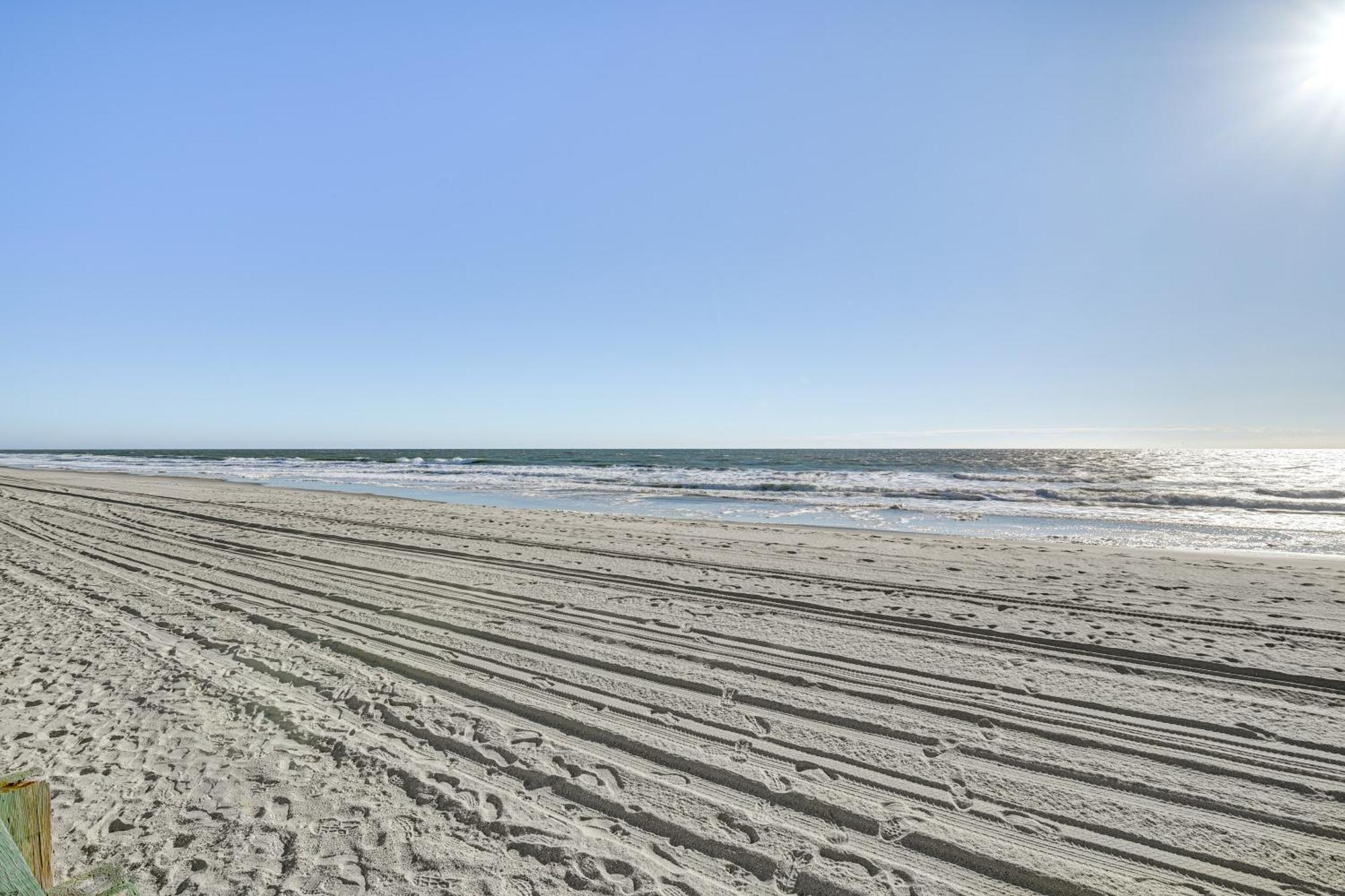 Cozy Beachfront Condo With Wifi, Views And Pool Access Myrtle Beach Bagian luar foto