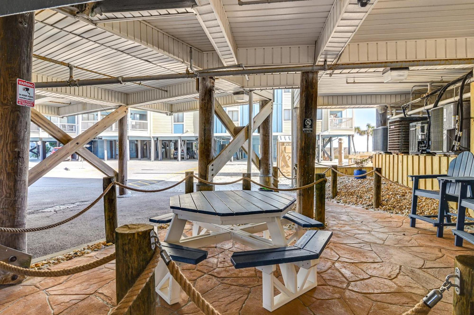 Cozy Beachfront Condo With Wifi, Views And Pool Access Myrtle Beach Bagian luar foto